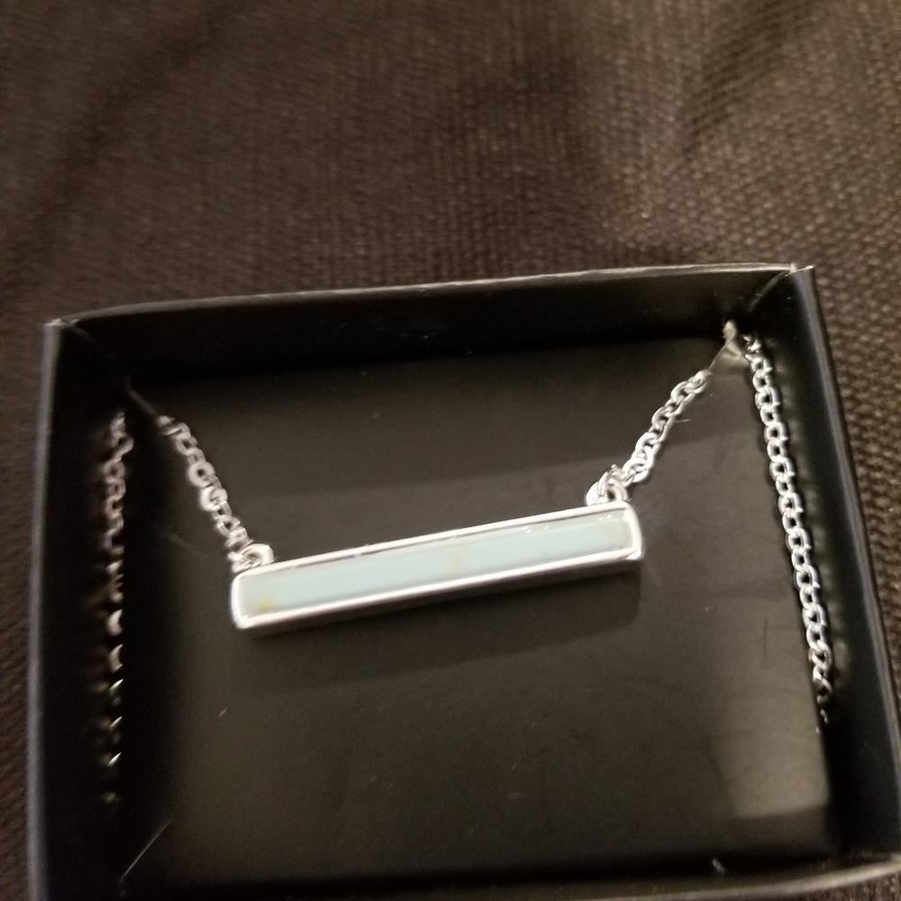 Aqua bar necklace (new)